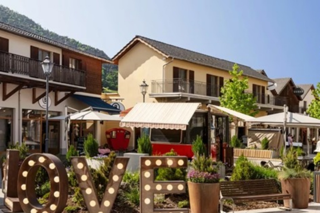 Gondel Café, Fashion Outlet Landquart