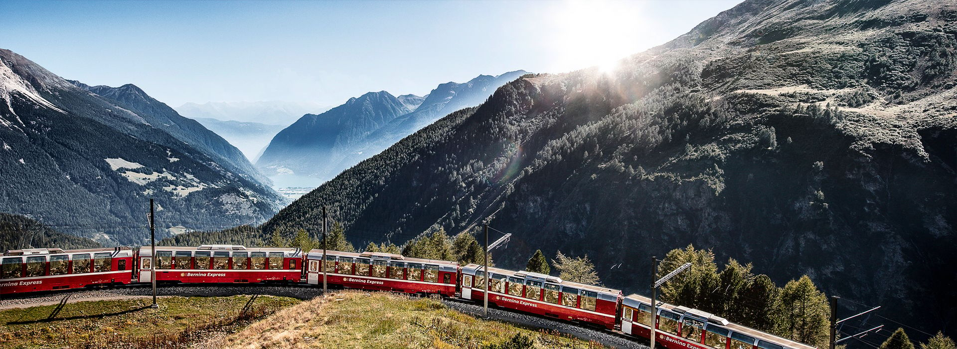 Bernina Express mit Aussicht auf den Palügletscher