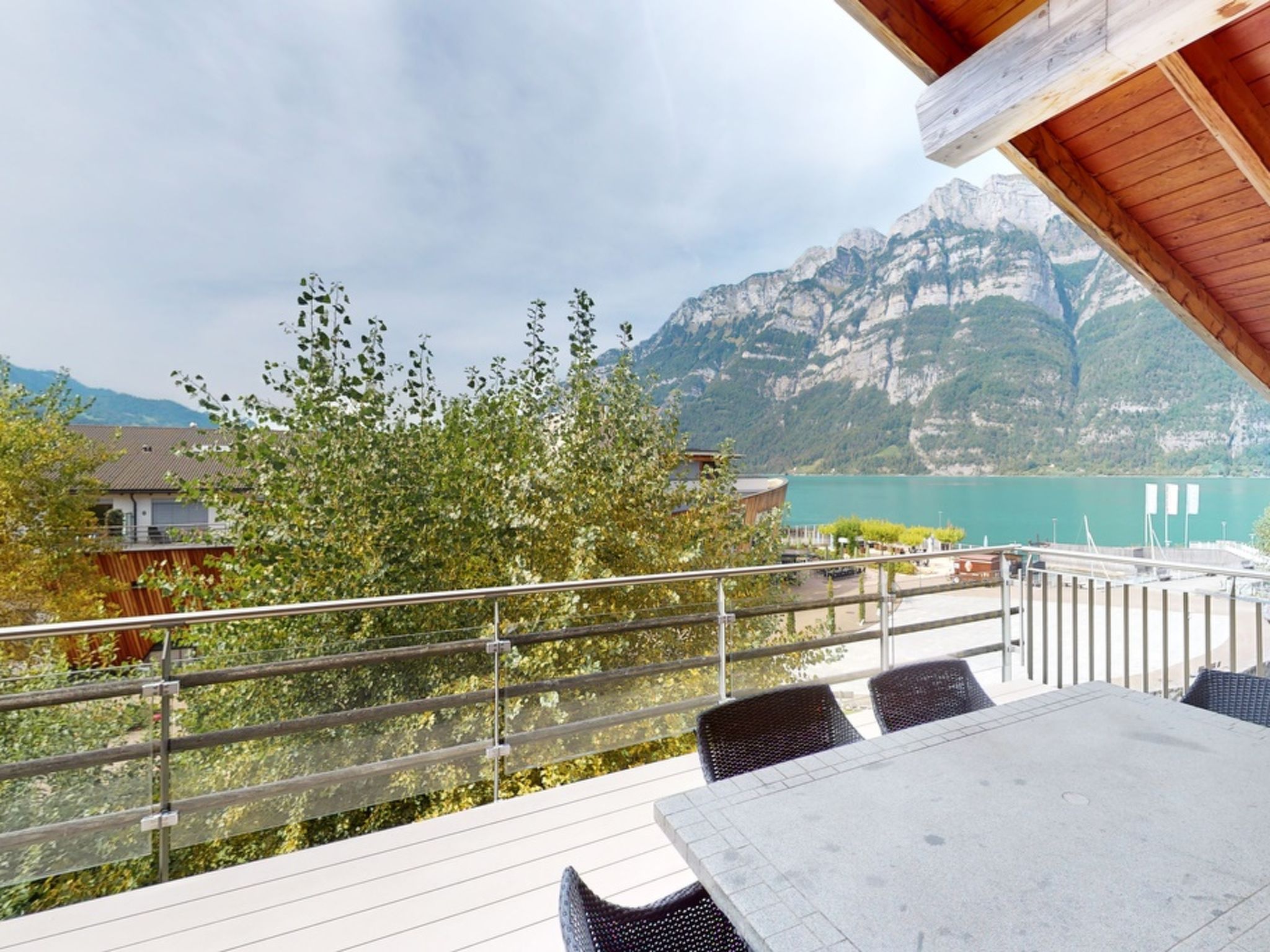 interhome-Walensee House & Apartments, (Unterterzen),