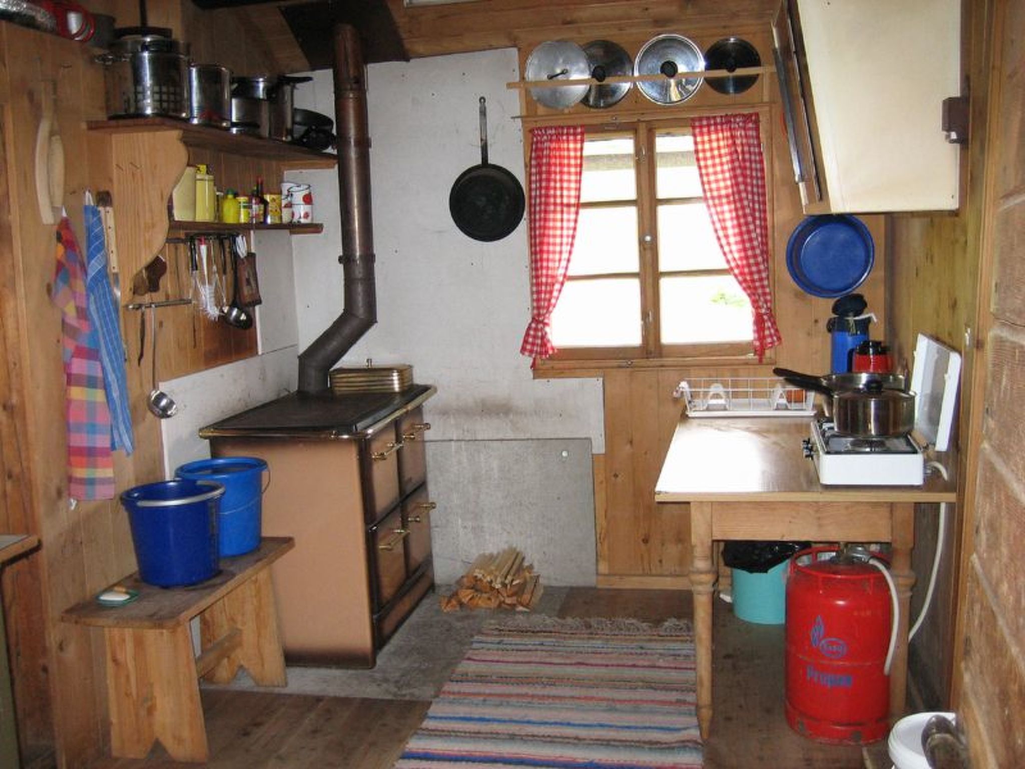 interhome-Maiensäss Dros, (Mathon),