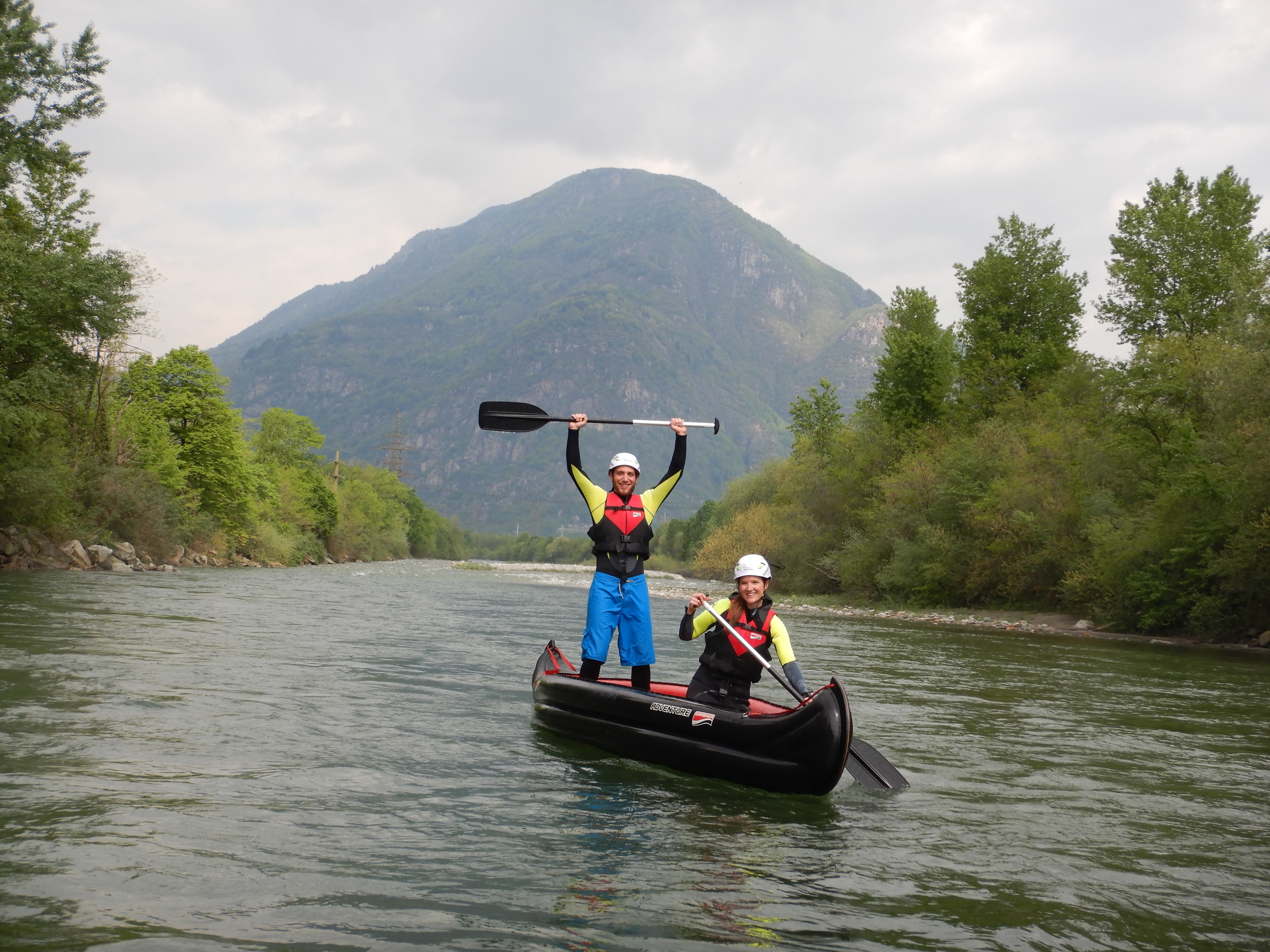 mys-Kanu Tour auf dem Fiume Ticino-purelements CH Sagl (Canyoning) - Canoa basic