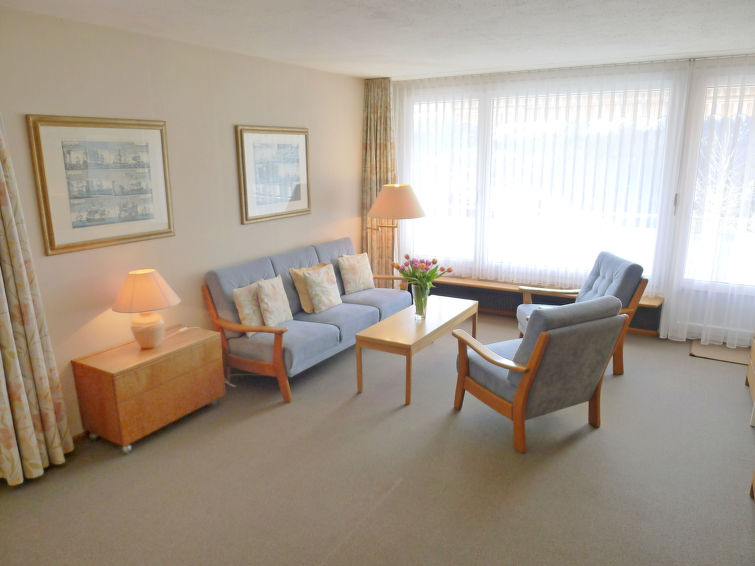 Promenade (Utoring) - 40F2E9892D621EE78EA8B766FF567C1E