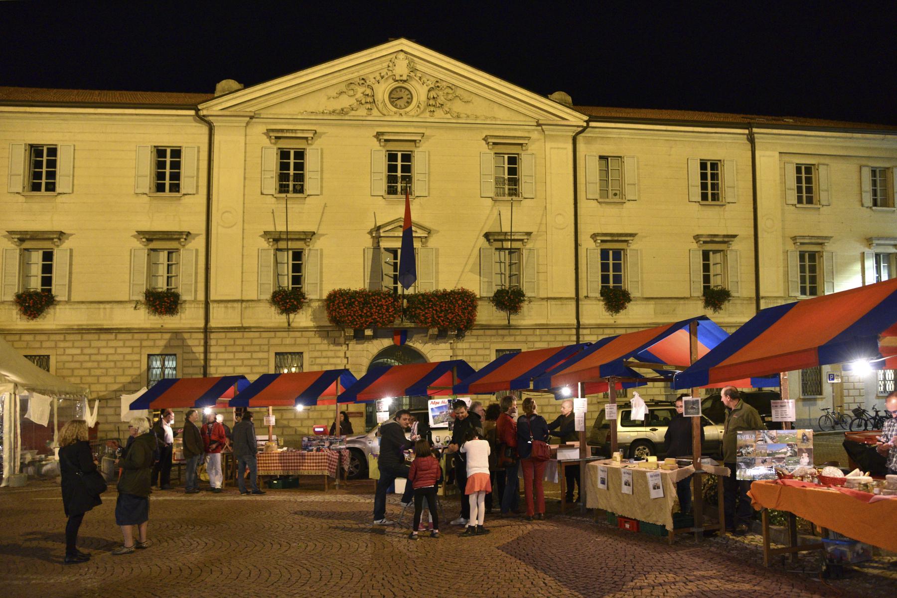 mys-Rassegna d'autunno e mercato dei formaggi Bellinzona-Mercato Formaggi Notturna