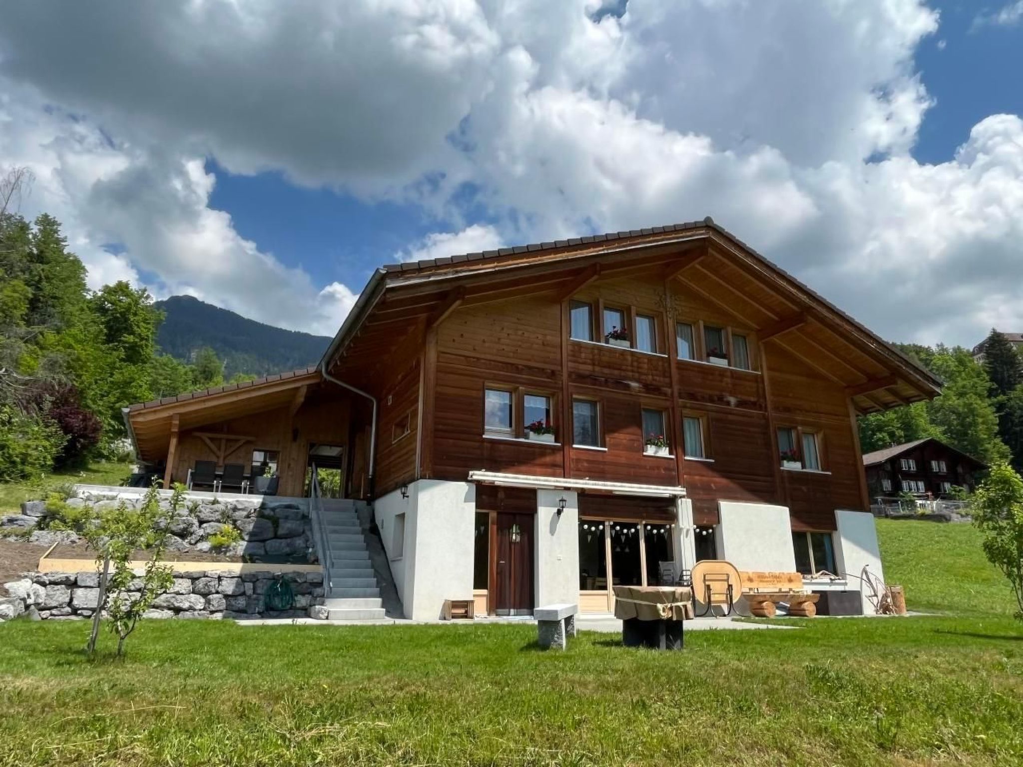 interhome-mit Bergblick