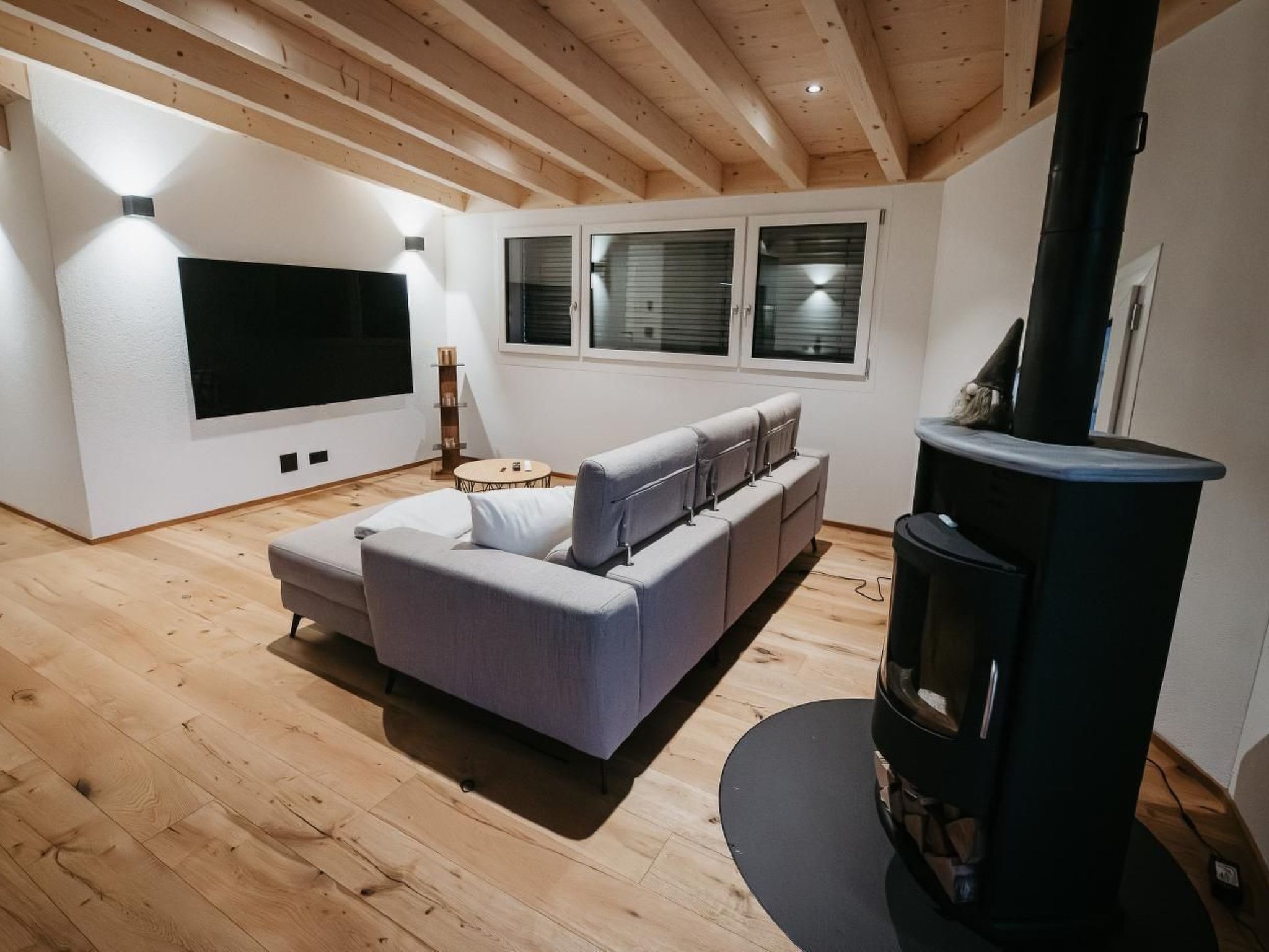 interhome-Moderne Ferienwohnung ROTHORN mit 2 Schlafzimmer