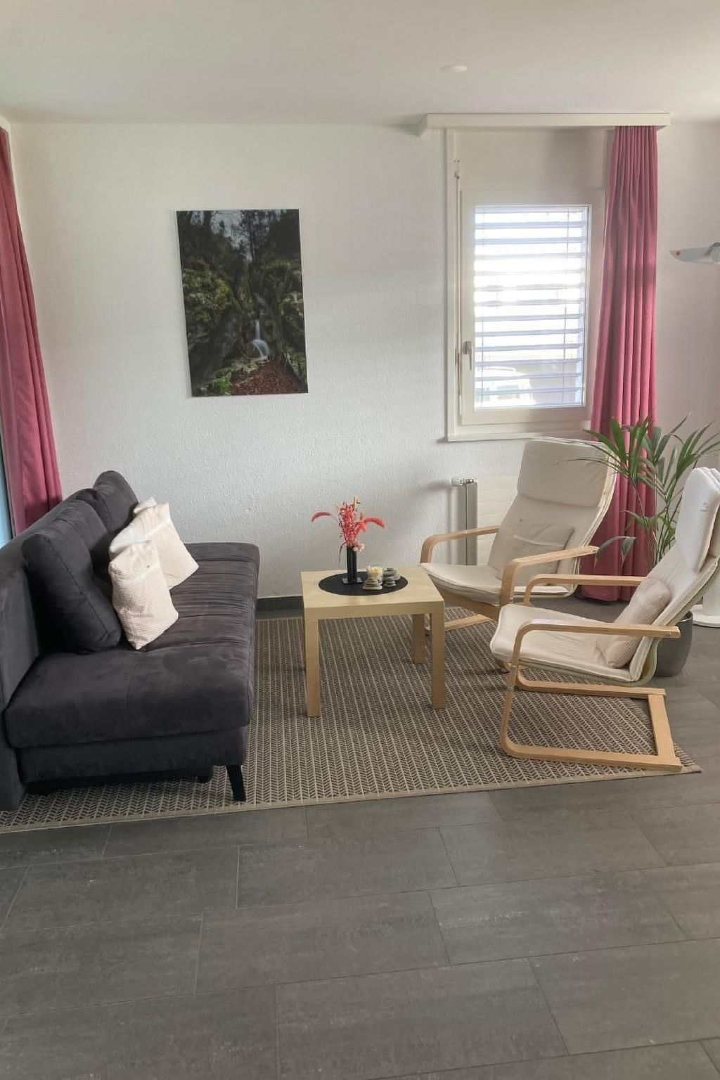 interhome-Gemütliche Parterre-Ferienwohnung mit Terrasse