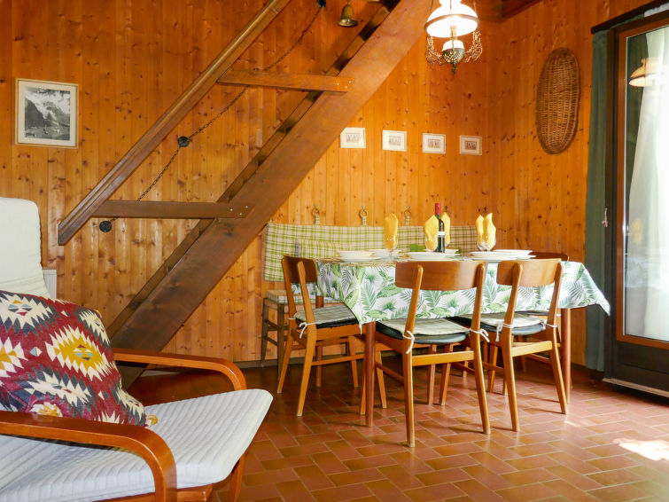 interhome-Chalet Al Portic