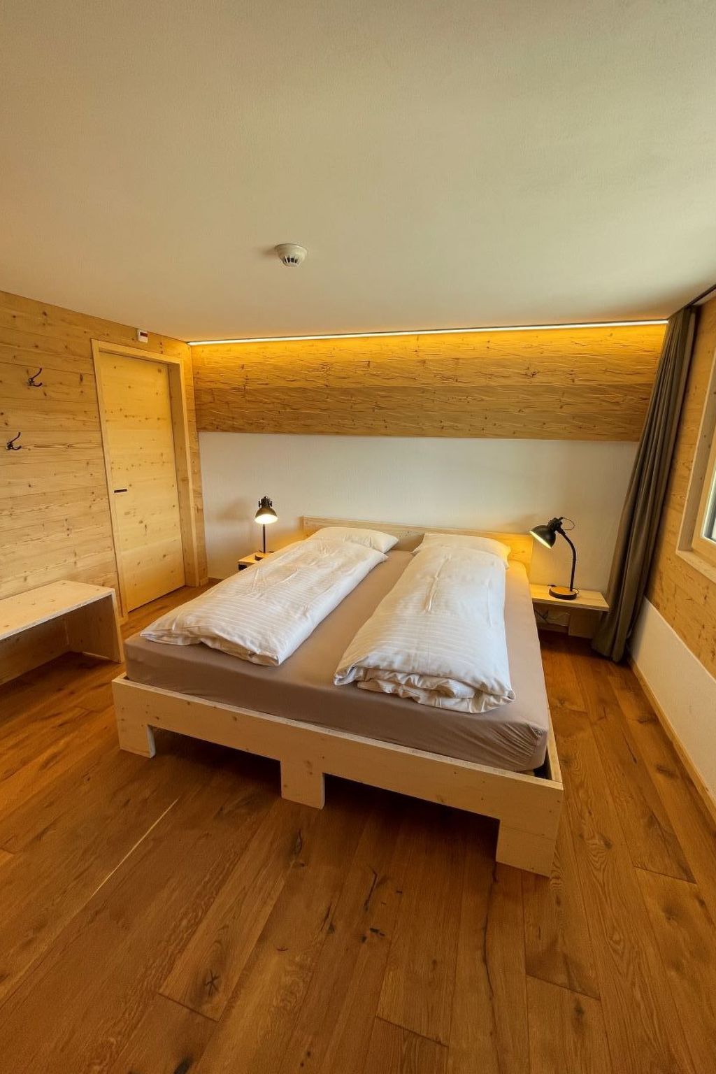 interhome-Ferienwohnungen JHS, (Seewis),