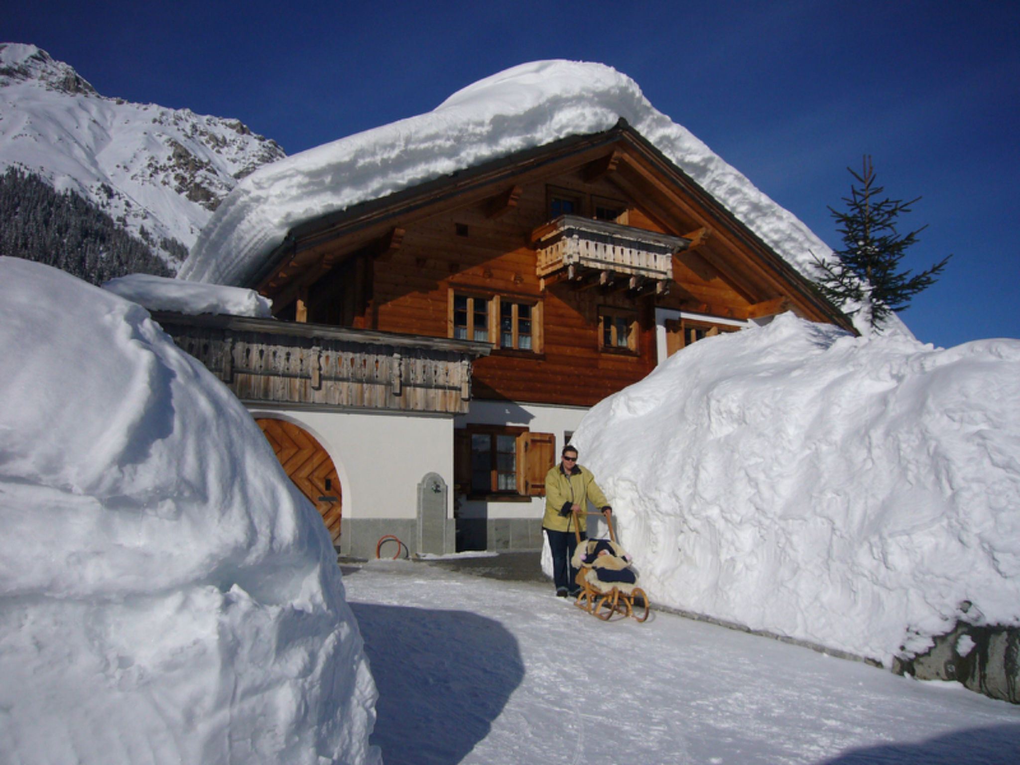interhome-Ferienwohnungen Teuriblick A&B, (Splügen),