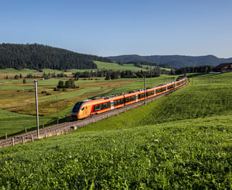 Voralpen-Express bei Rothenthurm