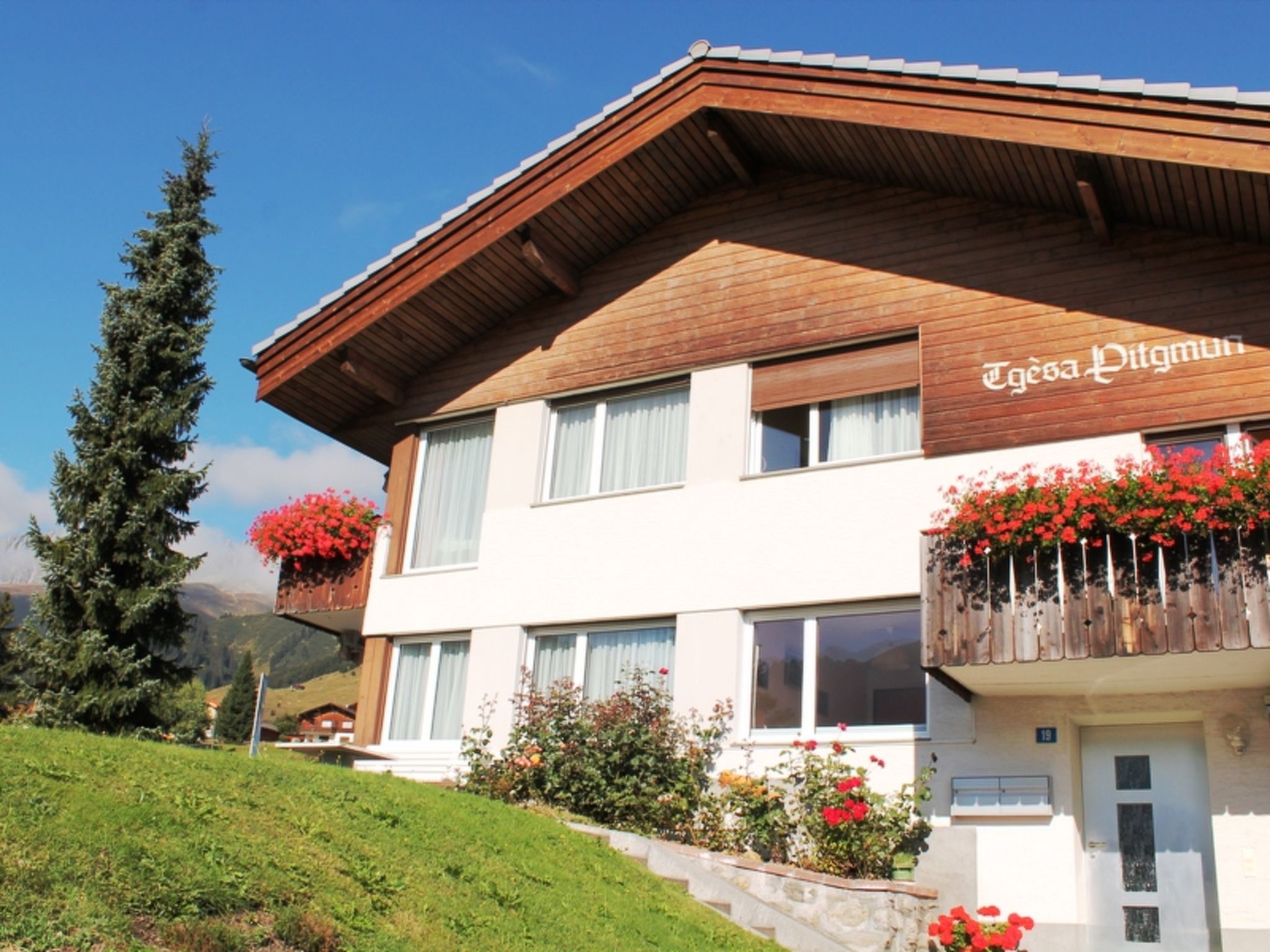 interhome-Tgèsa Pitgmun Aufdenblatten, (Sedrun), 168.01