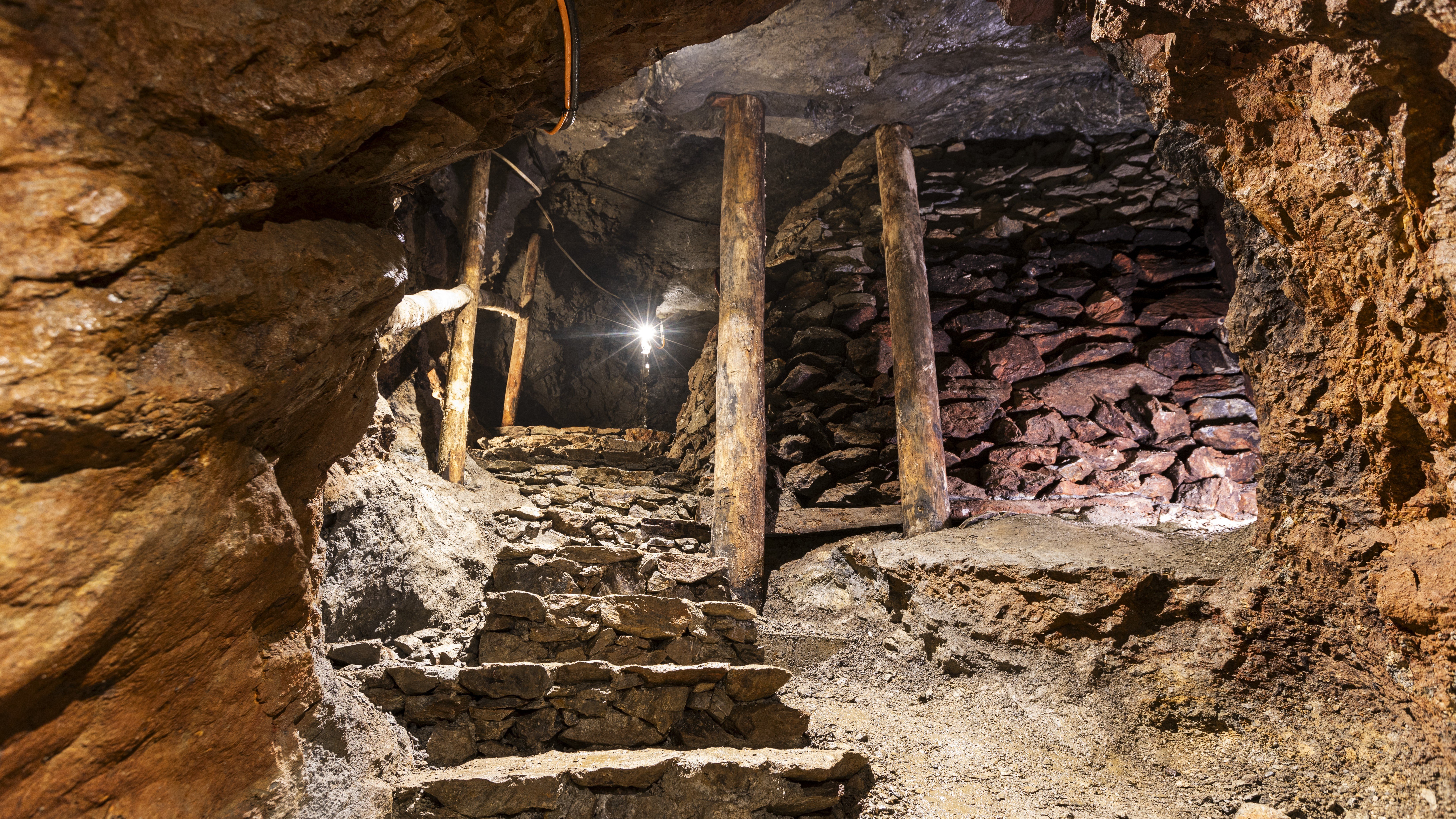 mys-Visita della Miniera d’Oro di Sessa-Costa-Miniera d'oro di Sessa