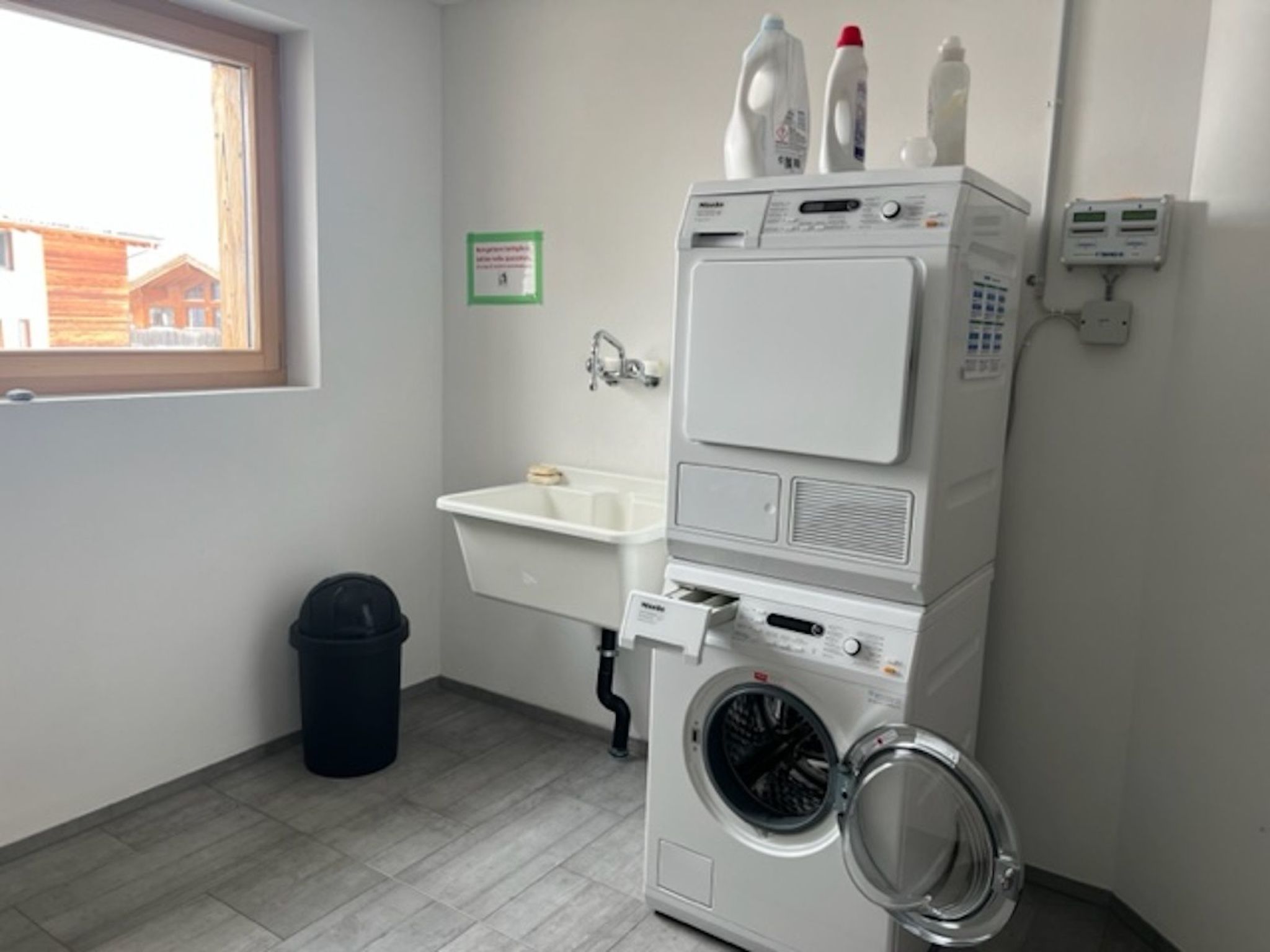 interhome-Hirtegga 1, Obersaxen-Miraniga, (Obersaxen), 38096B