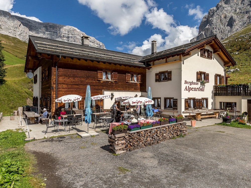Berghaus Alpenrösli