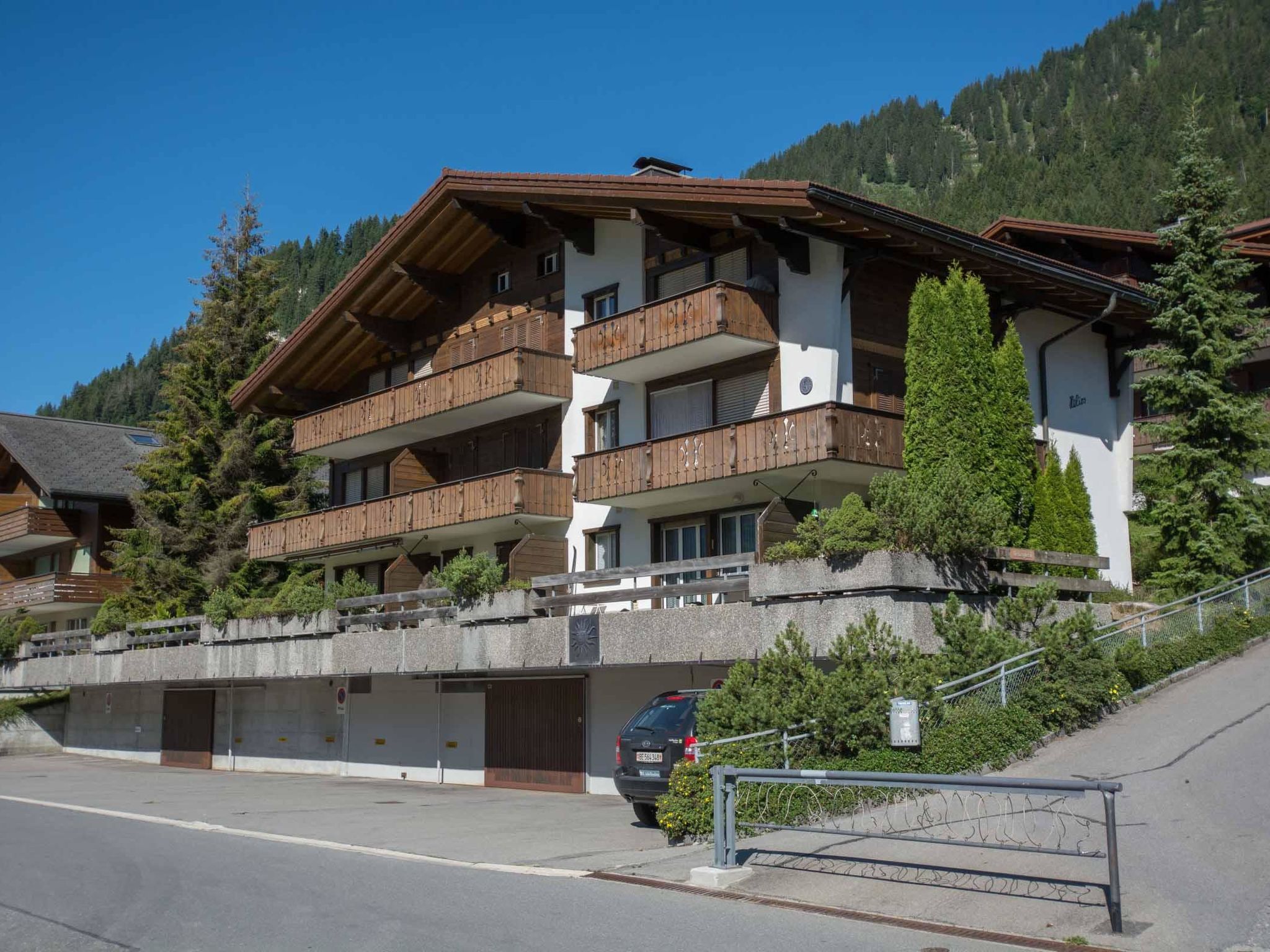 interhome-Helios Appartement/Fewo, Dusche, WC, 3 Schlafräume 4-Zimmerwohnung
