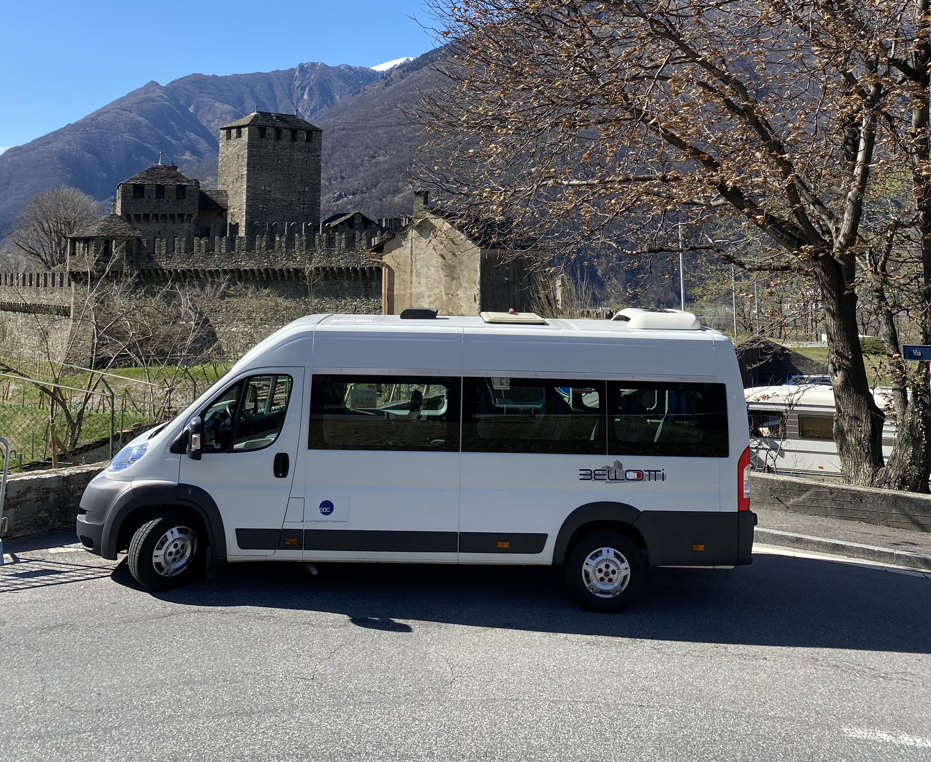 mys-Caves Ouvertes dans la région de Bellinzone + Bus Navette-Bussino Bellotti Viaggi Montebello