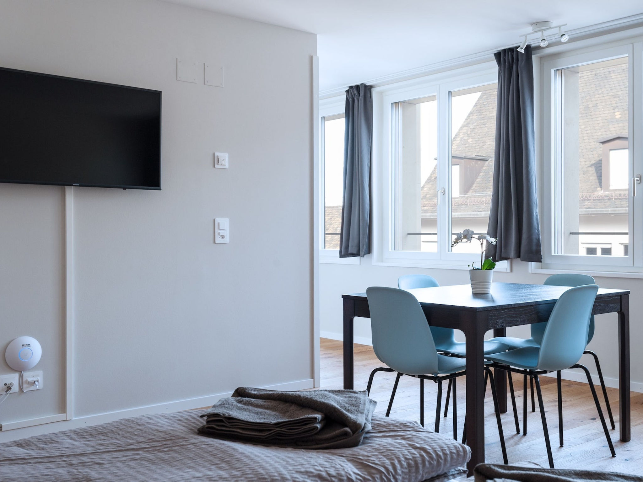 interhome-BS Van Gogh III - Marktplatz HITrental Apartment