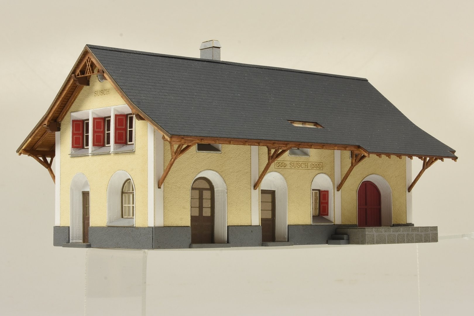 Modell Bahnhof Susch 1:87 3