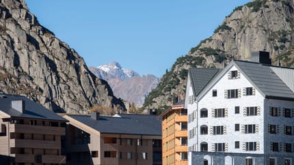 Andermatt Reuss Blick Richtung Schöllenen