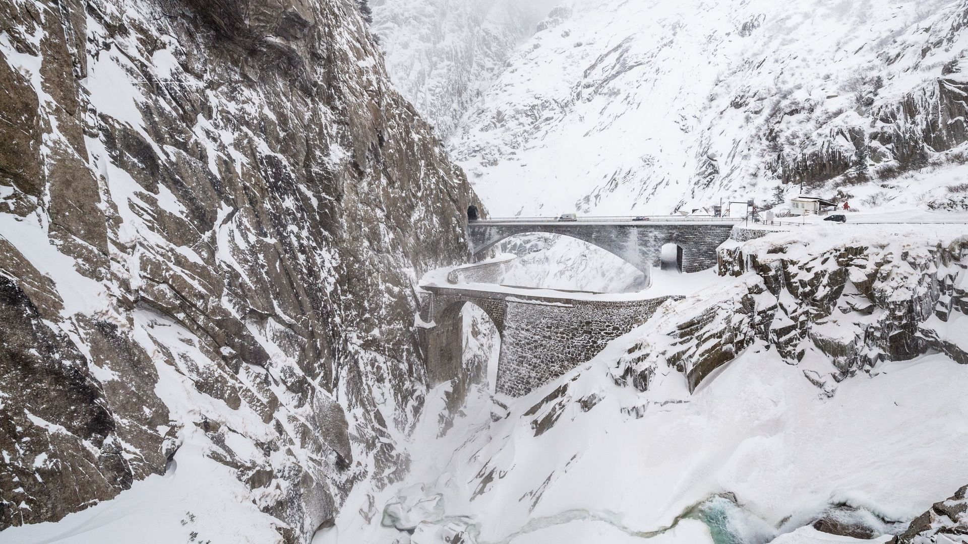 Schöllenen im Winter