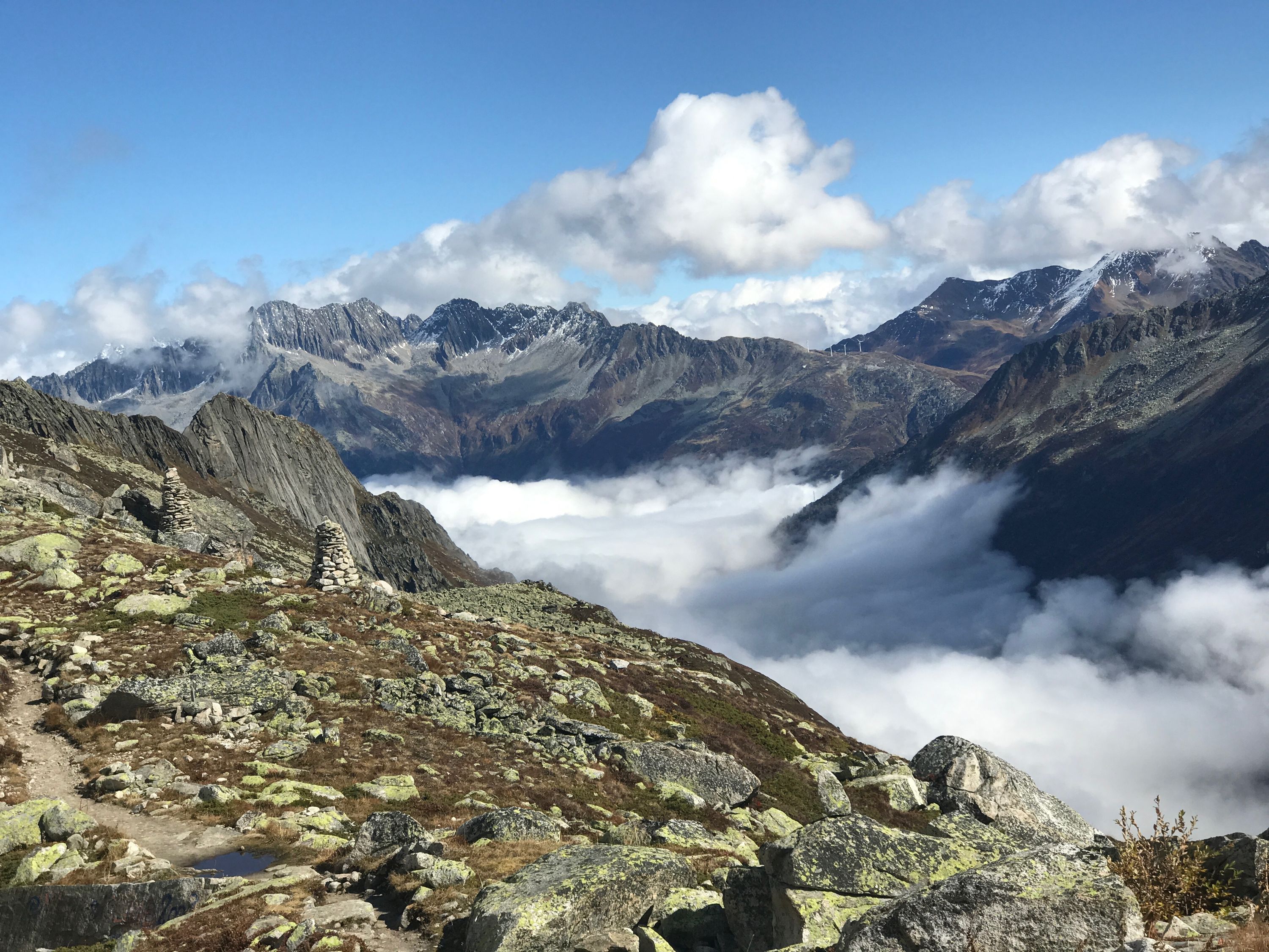 5-Hut Panorama Route: Stage 4 Bergseehütte SAC to Voralphütte SAC