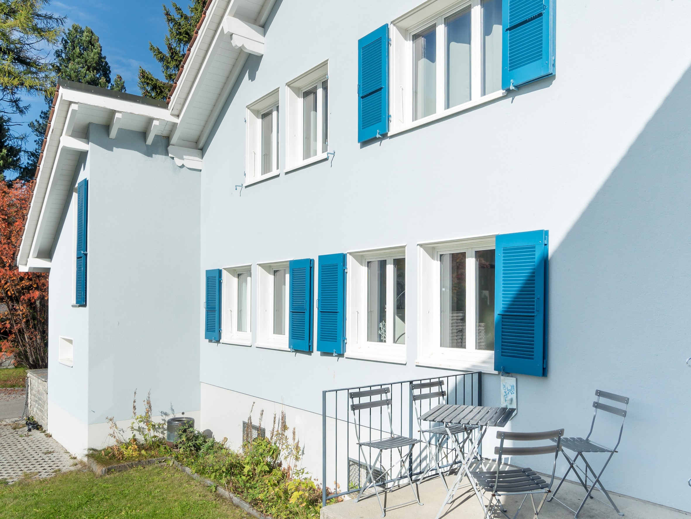 mys-Chalet Azzurro-Haus von aussen Sommer