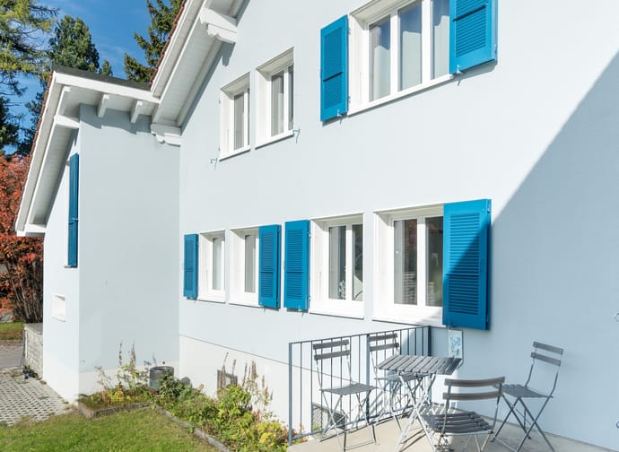 mys- Chalet Azzurro-Haus von aussen Sommer