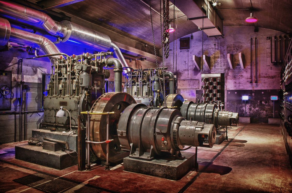 Eröffnungsfeier mit Stubete in der Kristallkaverne