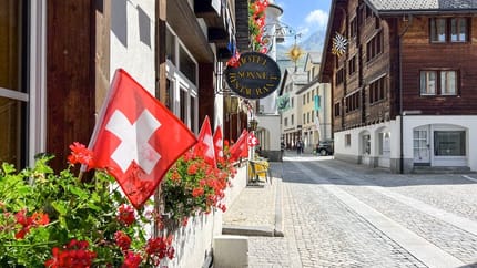 Dorfkern Andermatt, Dorfstrasse