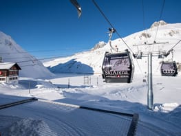 mys-Bergbahn Andermatt-Sedrun Sport AG (Bahnhof)-Andermatt-Sedrun Sports AG - Schneehüenerstock Eröffnungsfeier.jpg Bergbahn Andermatt-Sedrun Sport AG (Bahnhof)