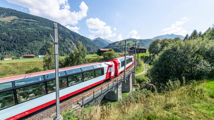 Glacier Express in Disla