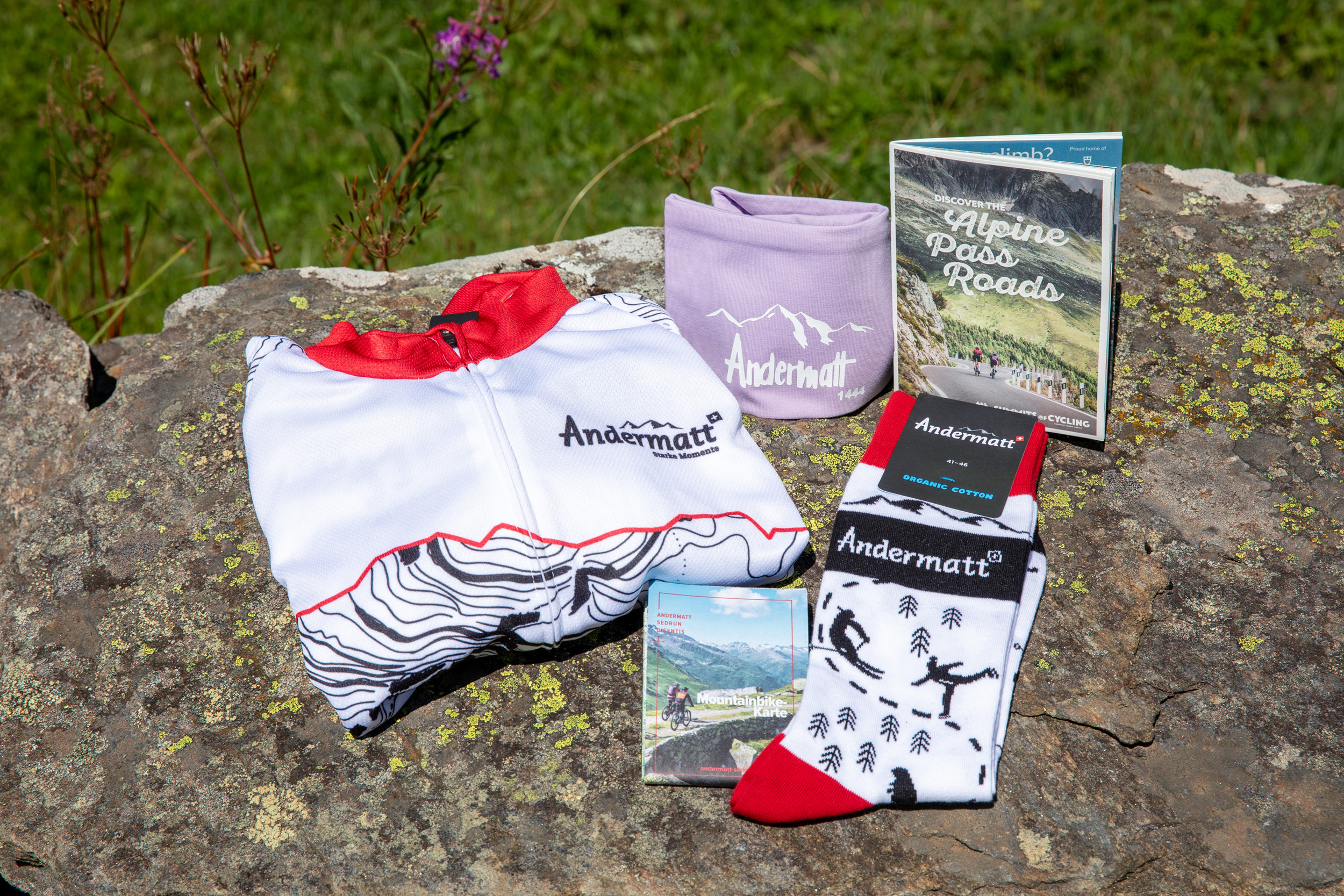 Fahrrad-Geschenkset mit Trikot, Socken etc.