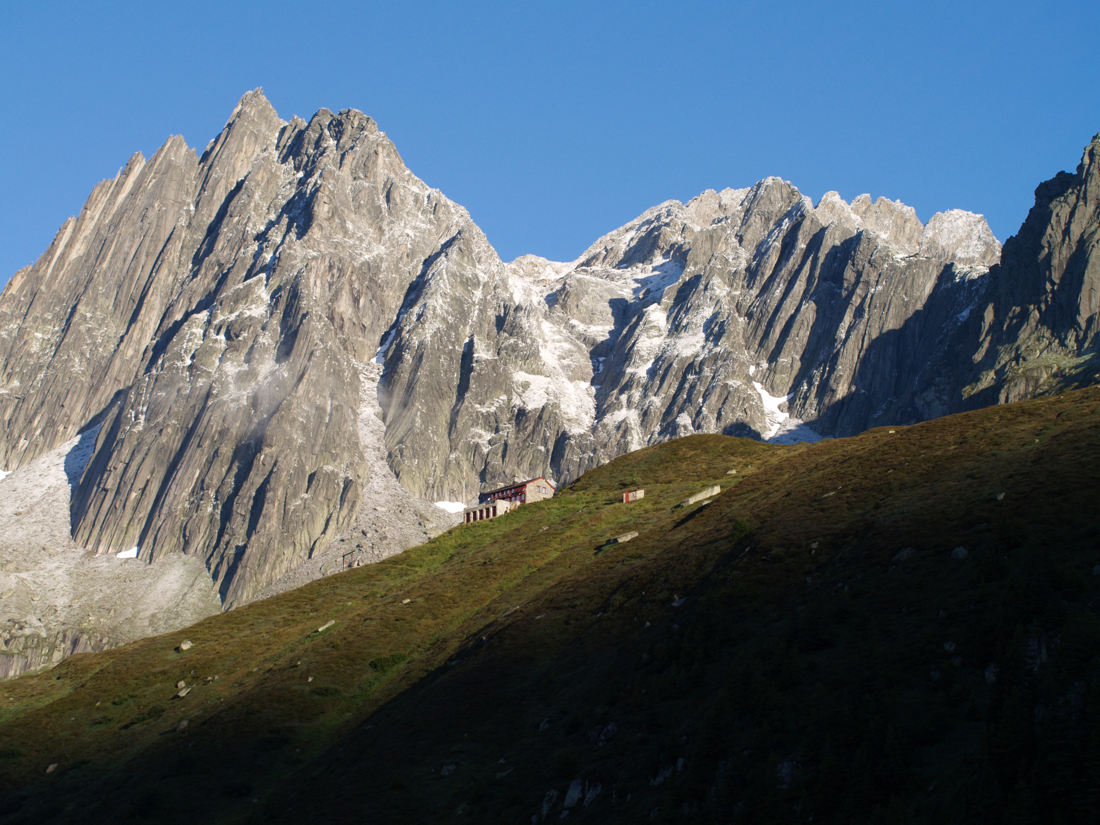 Salbithütte im Sommer