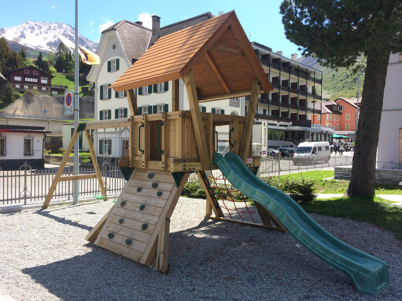 Spielplatz beim Seniorenzentrum Andermatt