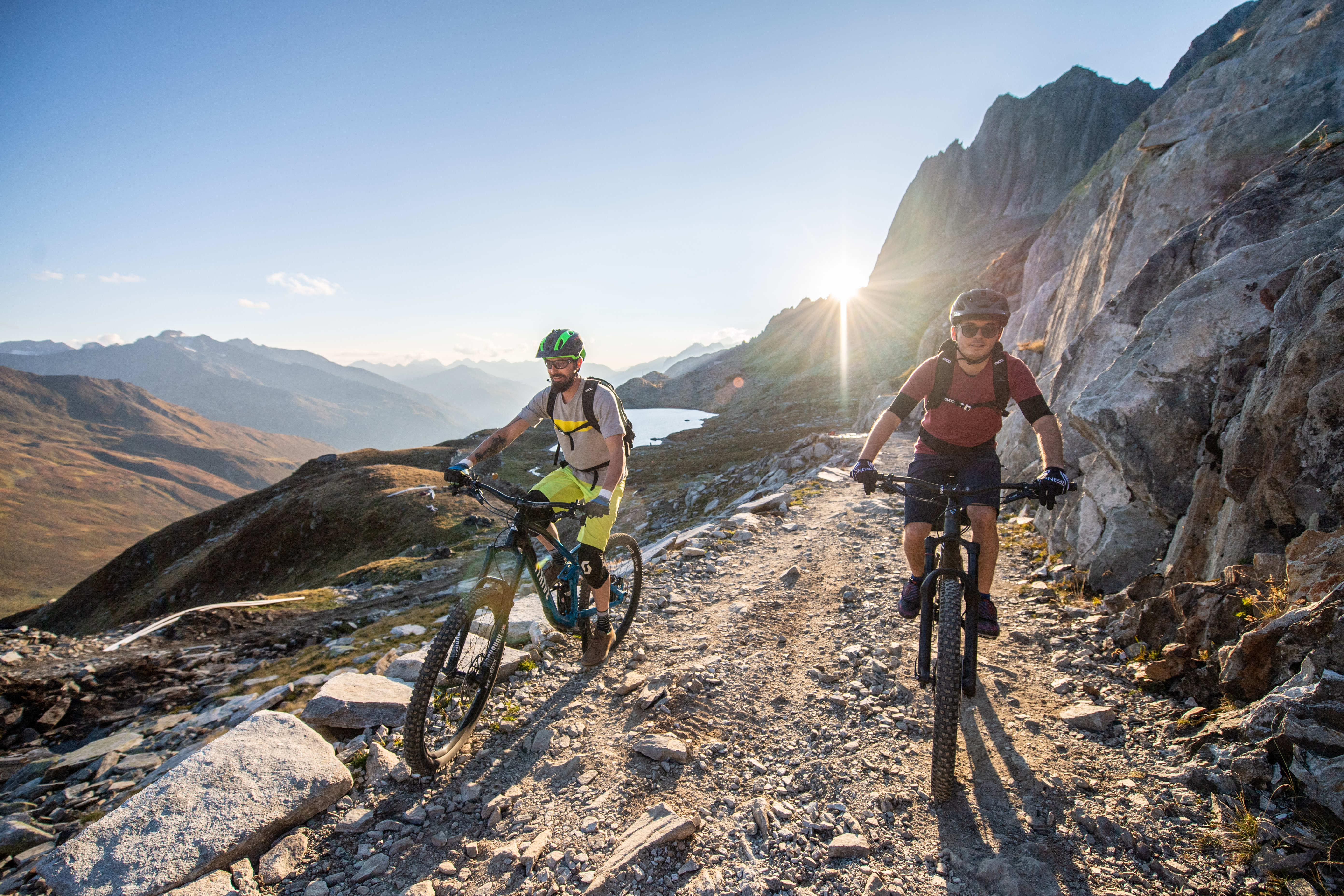 Wer hoch hinaus will, liegt in Andermatt genau richtig. Die vielen Bike-Trails und Alpenpässe lassen keine Wünsche offen.