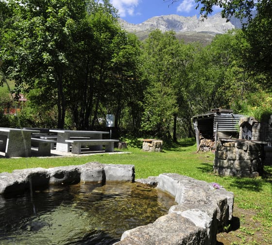 Feuerstelle Furkareuss Brunnen