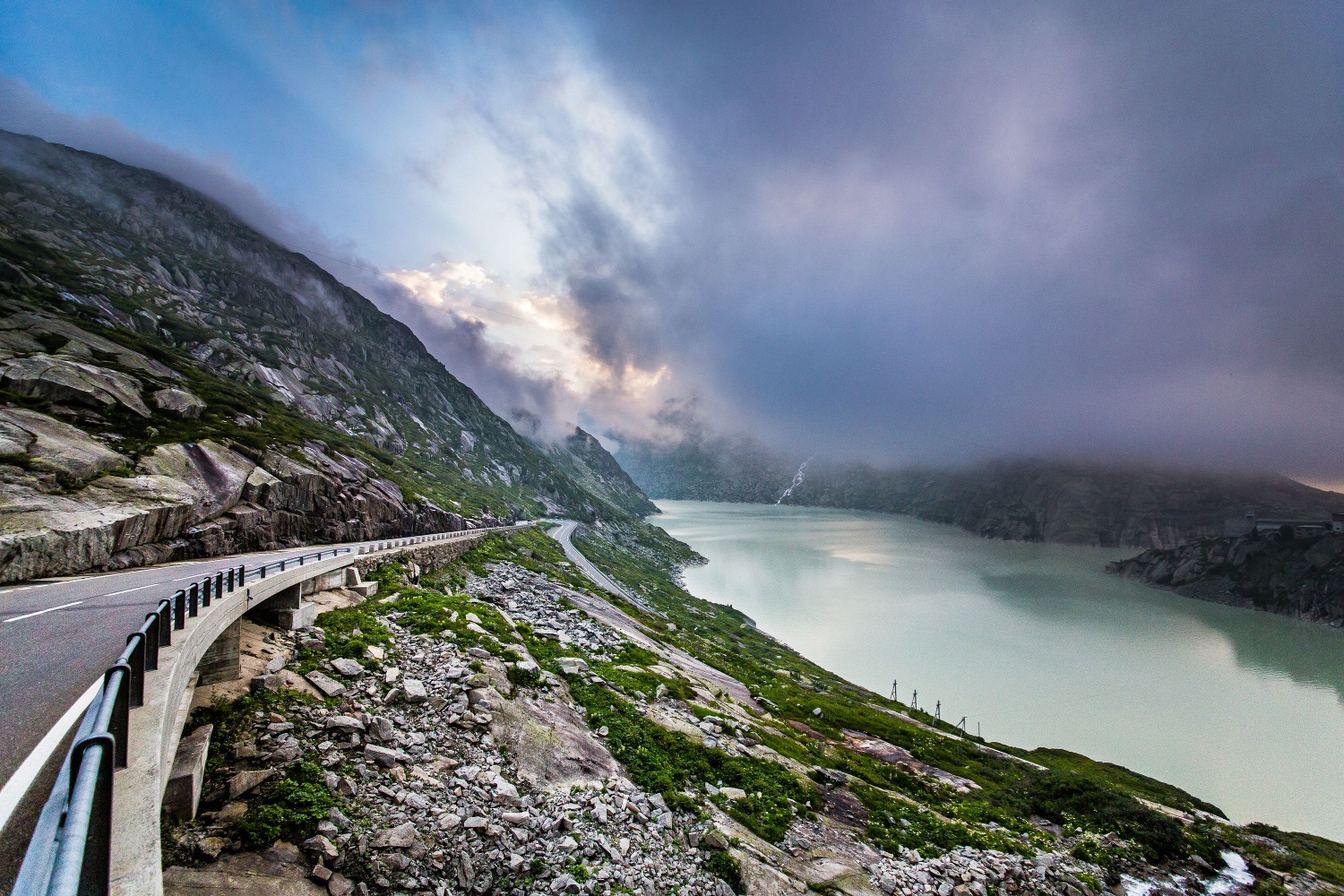 Col du Grimsel : Innertkirchen - Gletsch