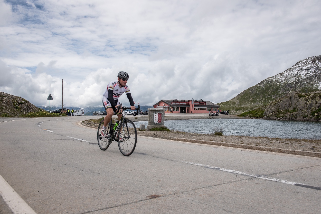 Nufenenpass: Airolo - Ulrichen