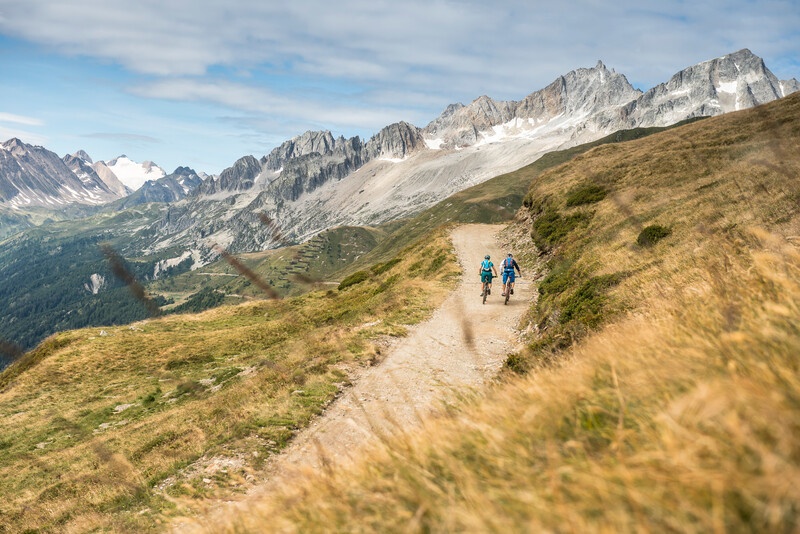 Sentiero delle Quattro Sorgenti: tappa 3 dal Passo del San Gottardo alla sorgente della Reuss