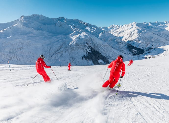 mys-Schweizer Schneesportschule Andermatt-Schweizer Schneesportschule Andermatt - Carving-SSS_Andermatt2019-28.jpg