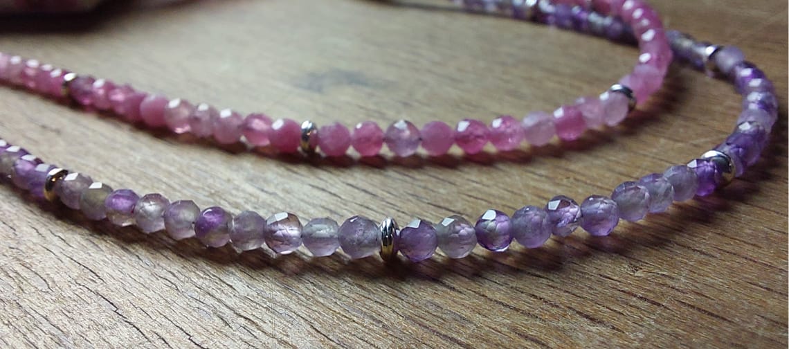 Armbänder aus Perlen