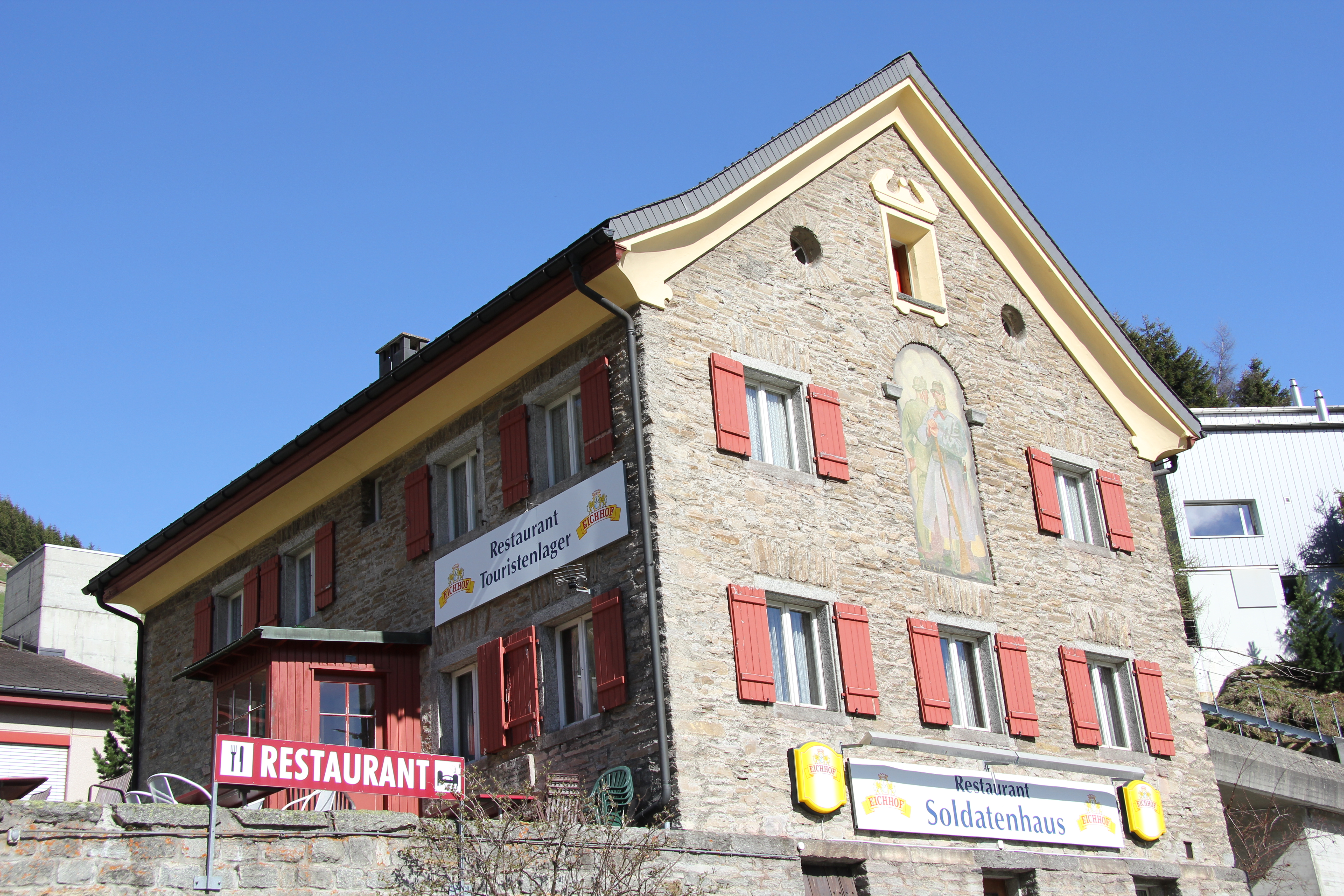 Aussenansicht Touristenlager Soldatenhaus