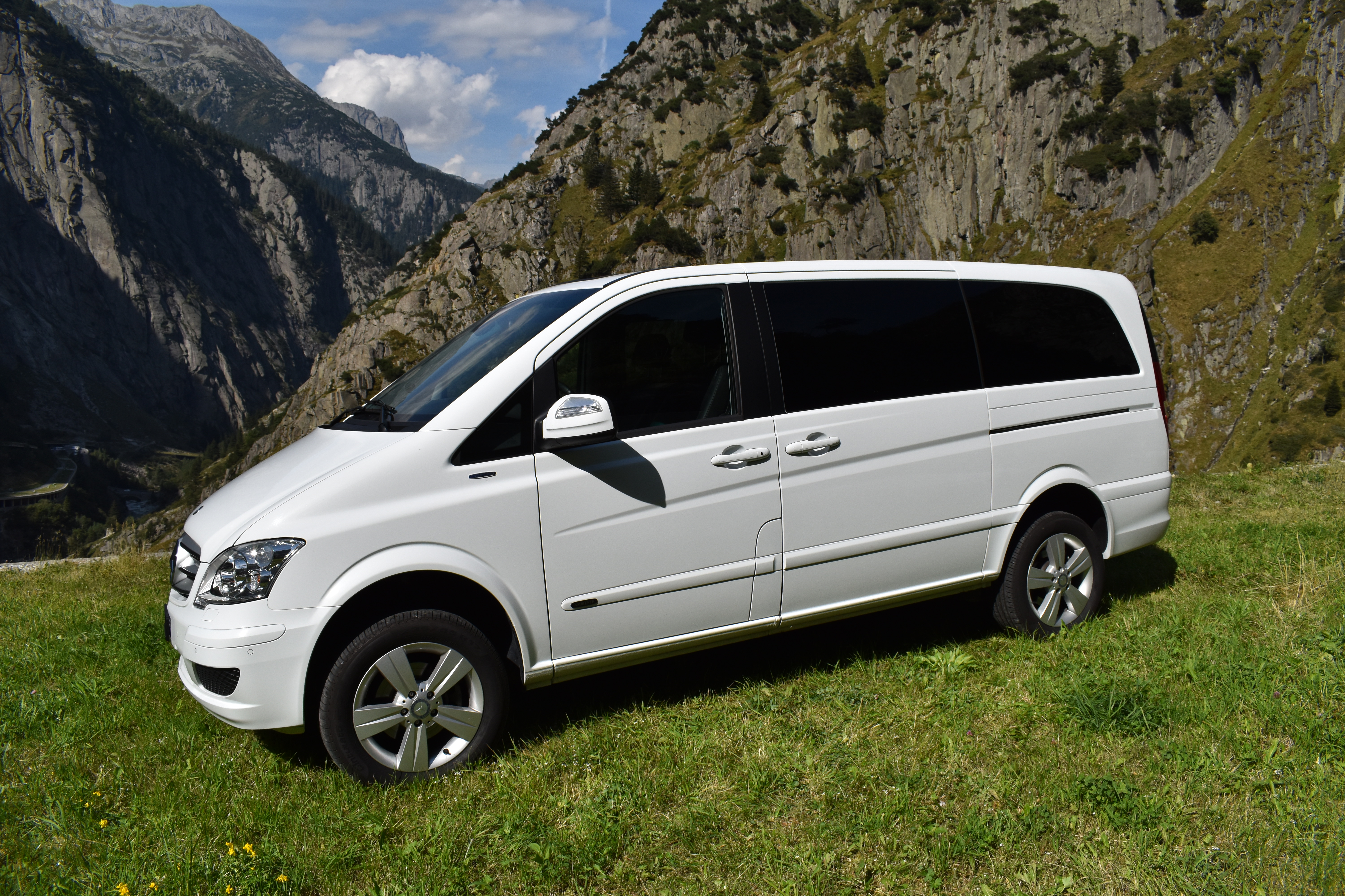 mys-Pearl Shuttle Service-Pearl Shuttle Service