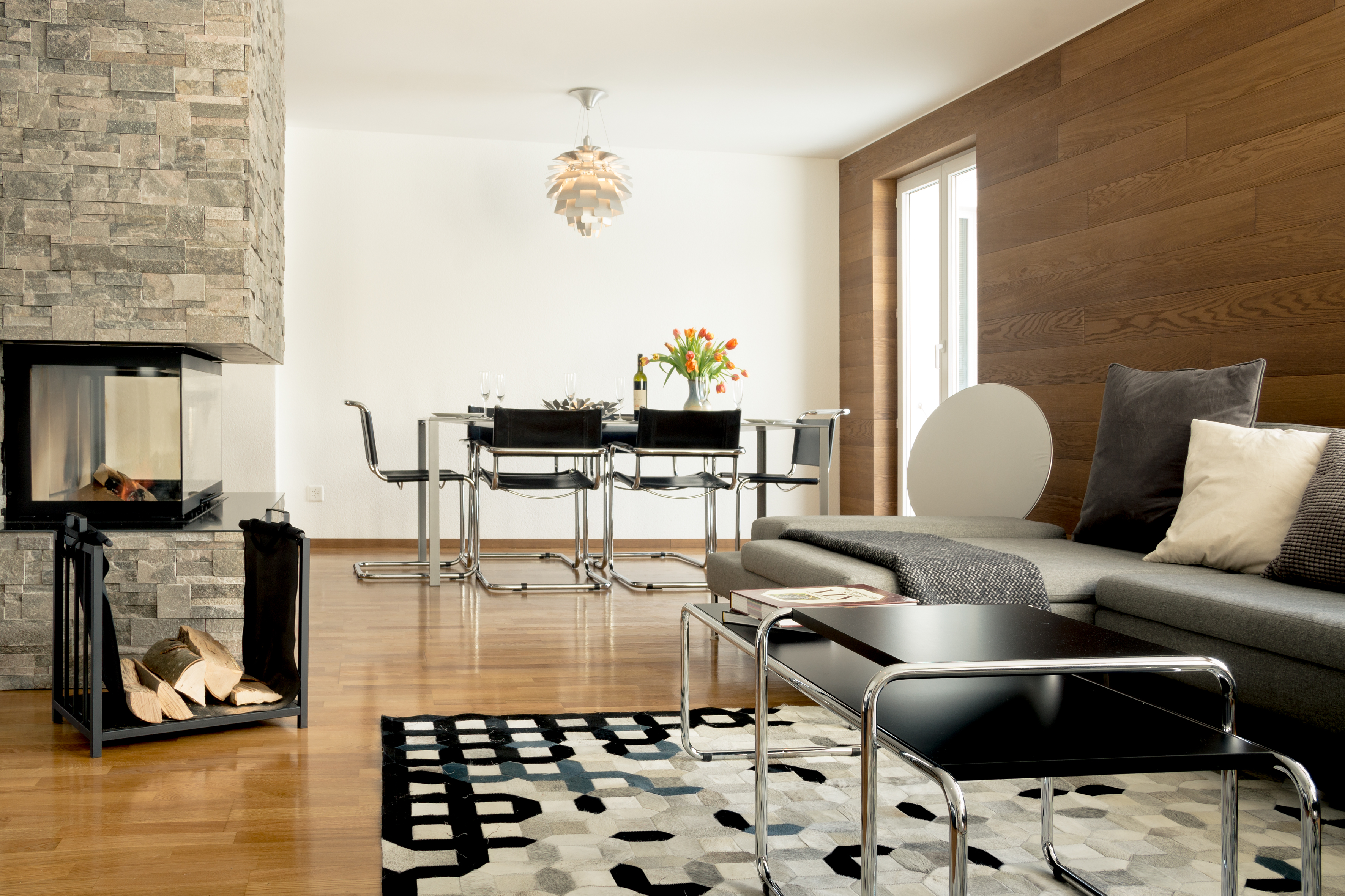 mys-Chalet Azzurro-Wohn- und Esszimmer