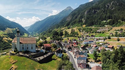 mys-Pfarrkirche St. Gallus-Kirche mit Dorf