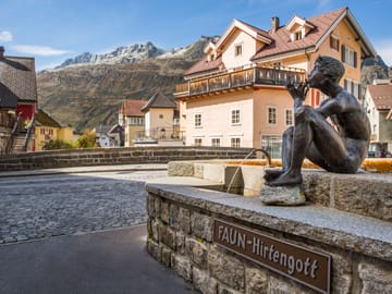 mys-Flötenspieler Faun-Flötenspieler Faun Skulptur Flötenspieler Faun