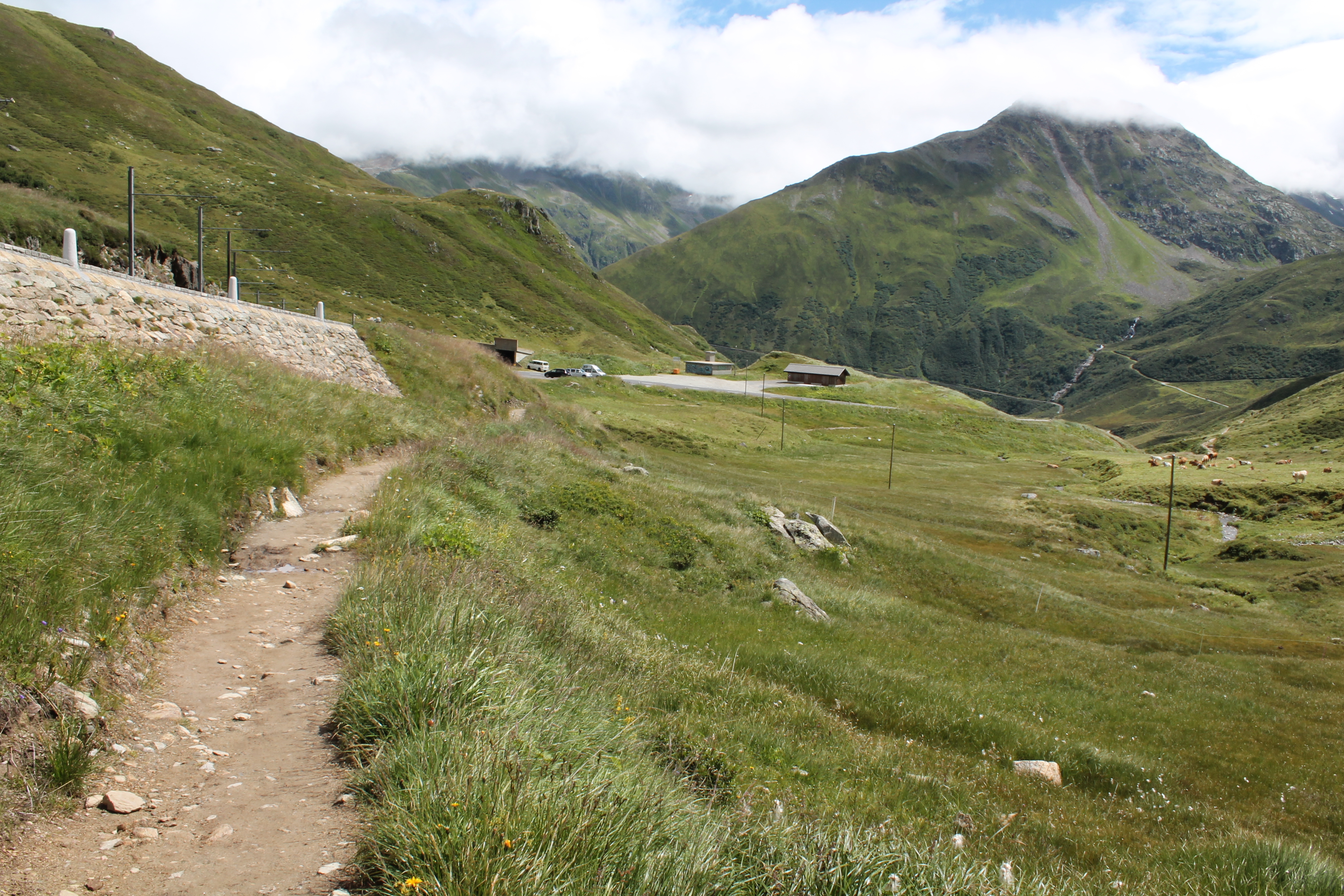 Short hike Oberalppass - Tschamut