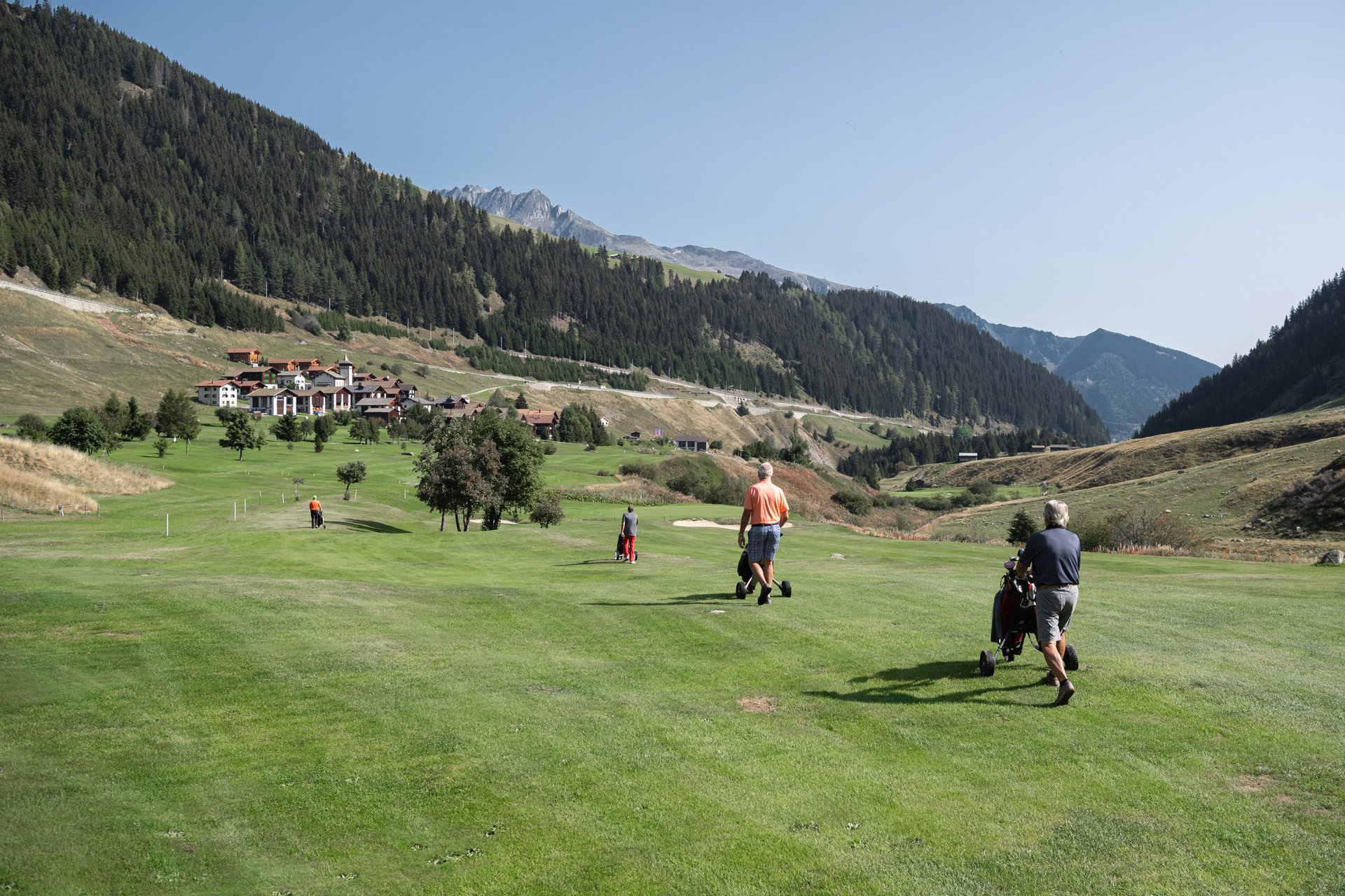 Giocare a golf a Disentis Sedrun