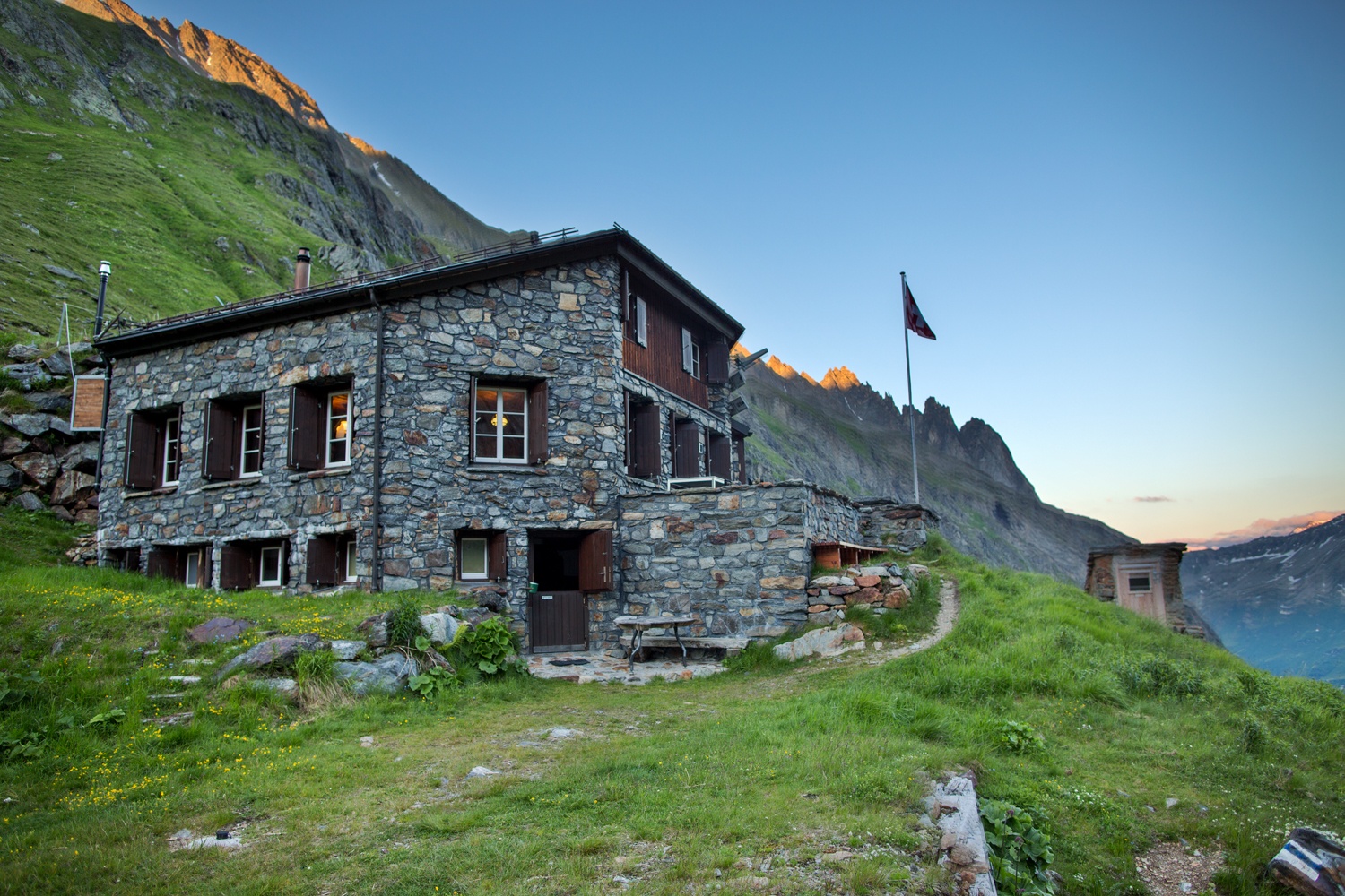 Rifugio Voralphütte SAC
