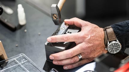 mys-Taschenmesser-Montage-Taschenmesser-Montage